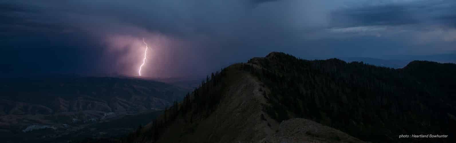 Hunting Weather Forecast App, Wind Direction, Barometric Pressure onX