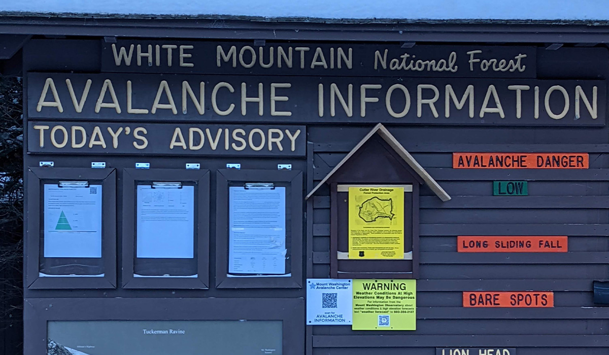 Avalanche information center 